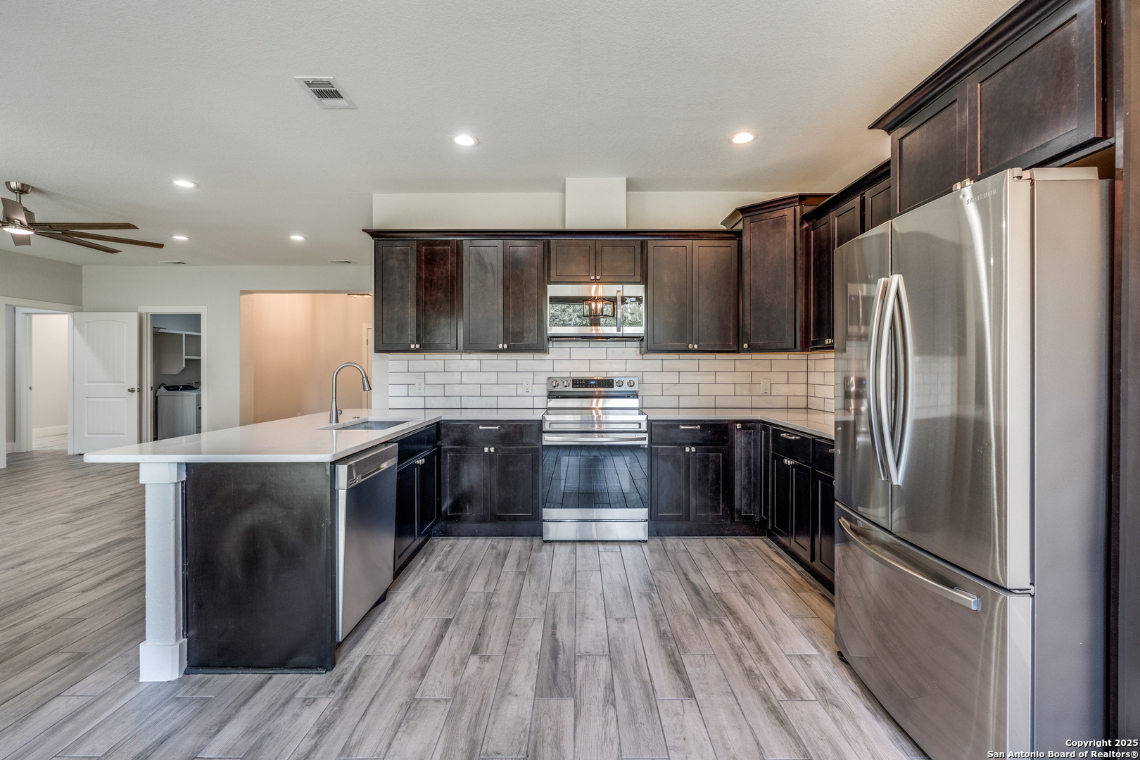 Spring Branch, Texas 78070, United States, 3 Bedrooms Bedrooms, ,2 BathroomsBathrooms,Residential,Active,131894