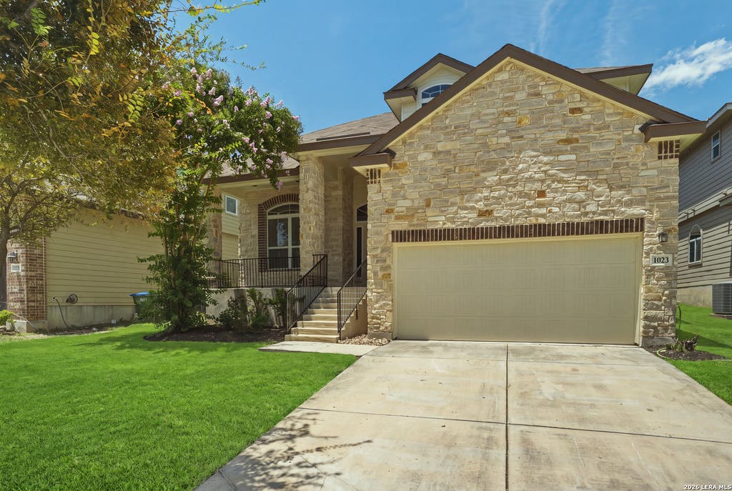 Photo of 1023 Shasta Daisy, San Antonio, TX 78245 (MLS # 2008198)