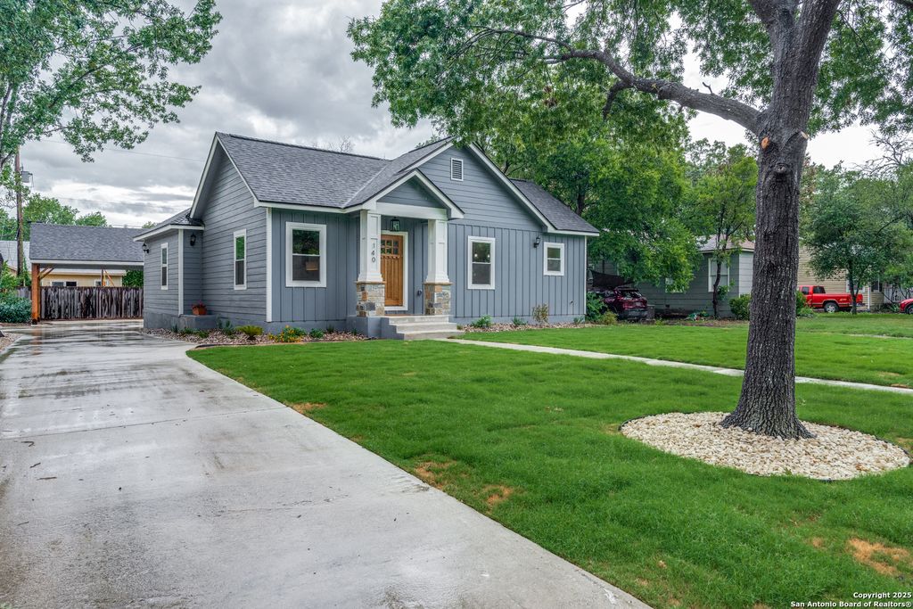 Photo of 140 harmon, San Antonio, TX 78209 (MLS # 1917158)