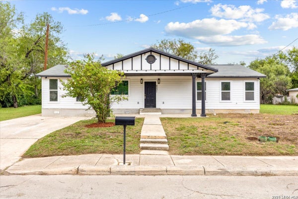 6531 TAHOKA ST, SAN ANTONIO, TX 78227 - Image e0e2952d7ecee83bd4105e7c0d9f8d38/3953933208