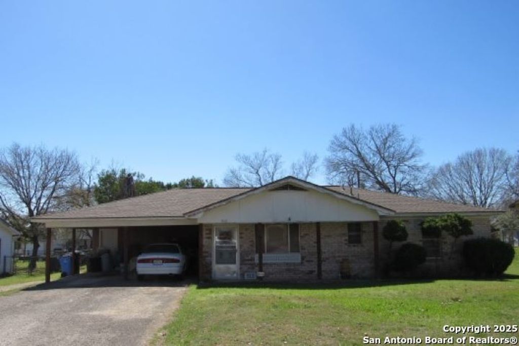 listing image 0