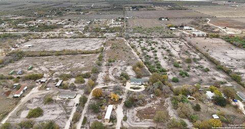 A home in Devine