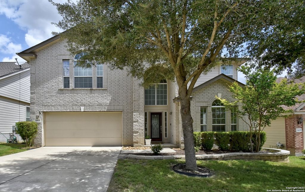 Photo of 11623 SWEET PEA RUN, San Antonio, TX 78245 (MLS # 1926445)