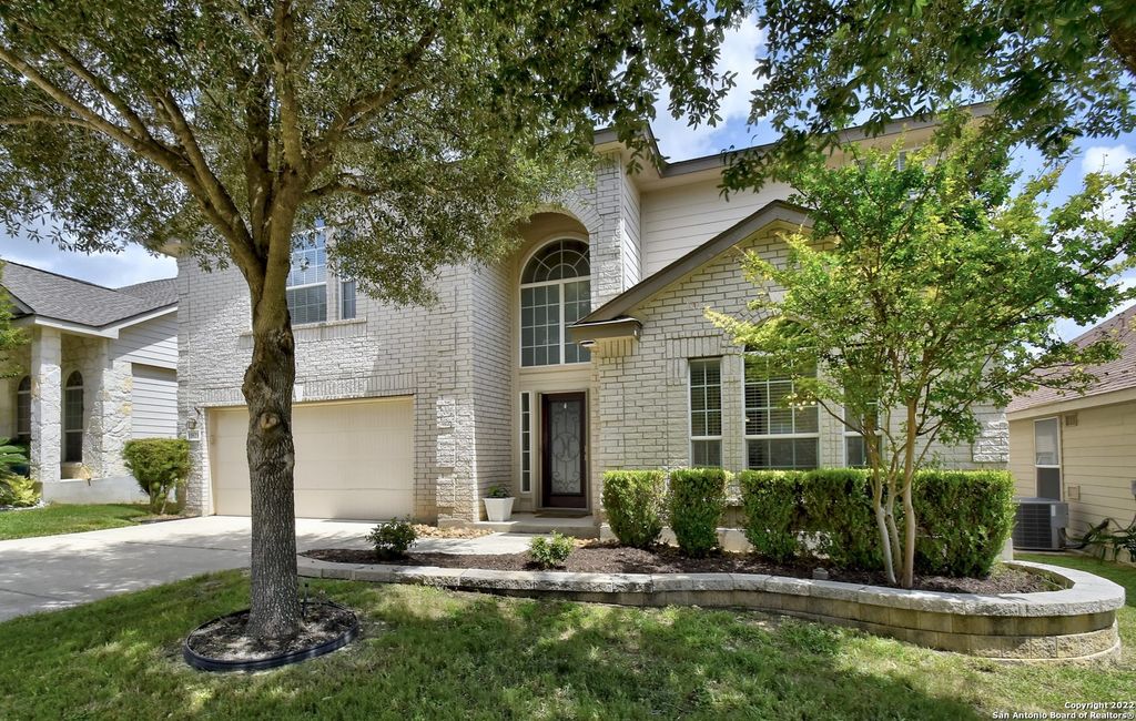 Photo of 11623 SWEET PEA RUN, San Antonio, TX 78245 (MLS # 1926445)