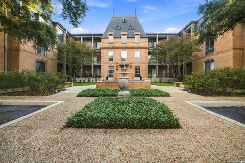 Property photo of 7709 Broadway 323, San Antonio, TX 78209