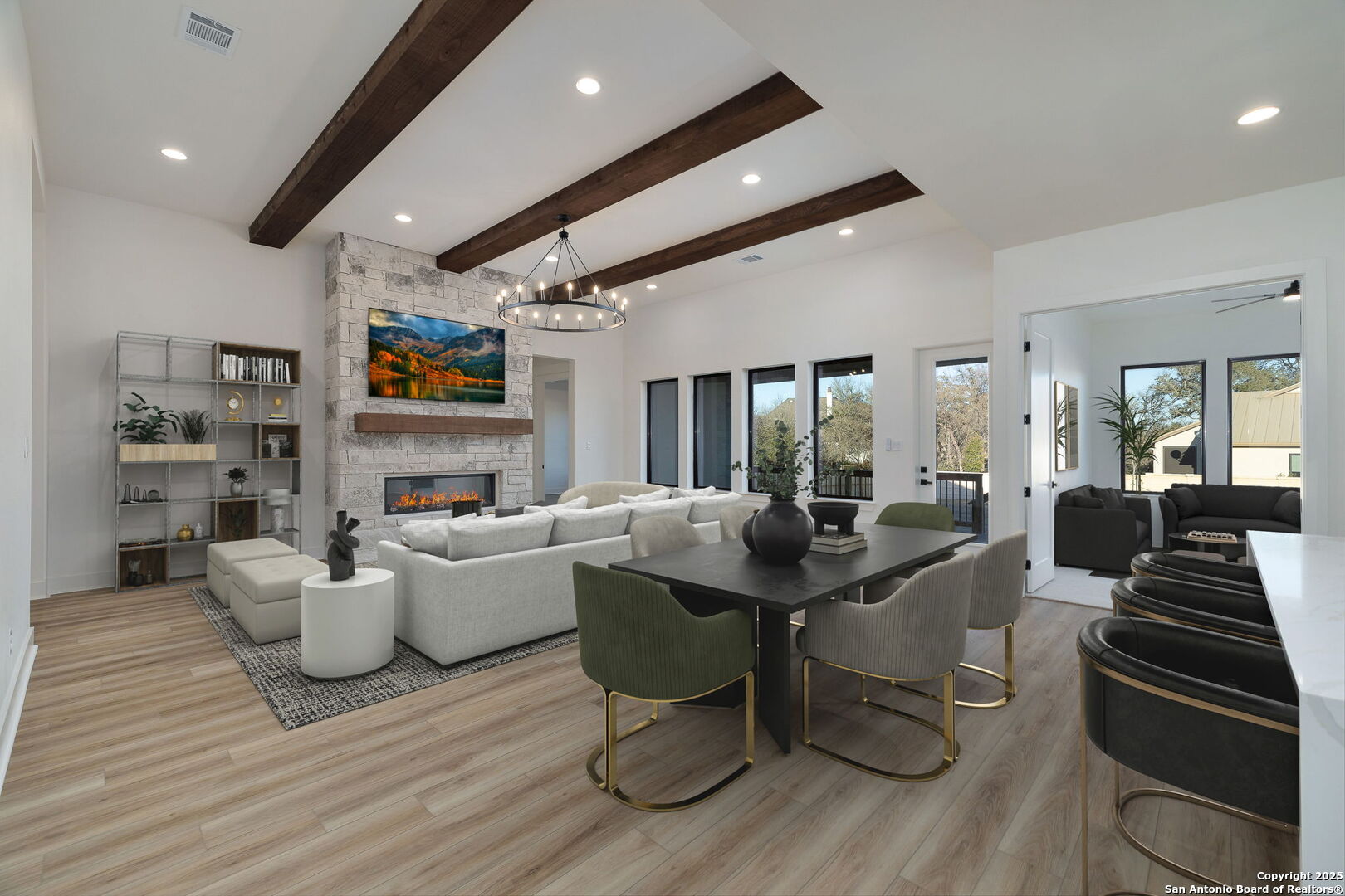 623 Oak Creek