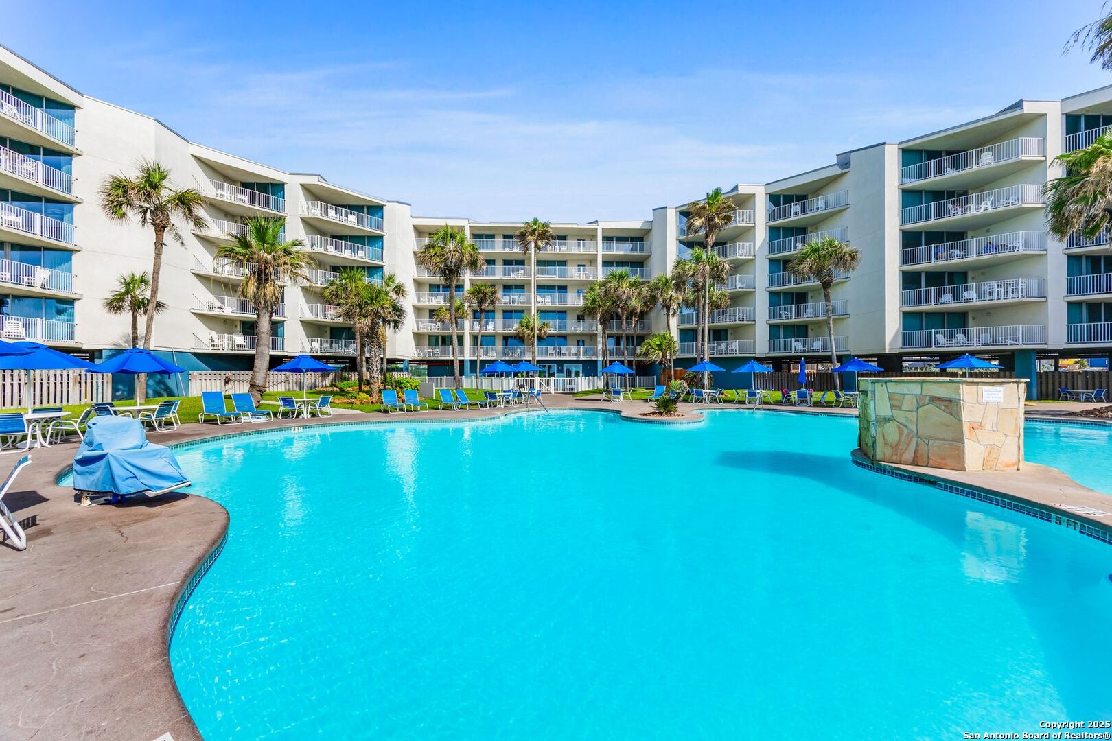 800 Sandcastle Dr 130