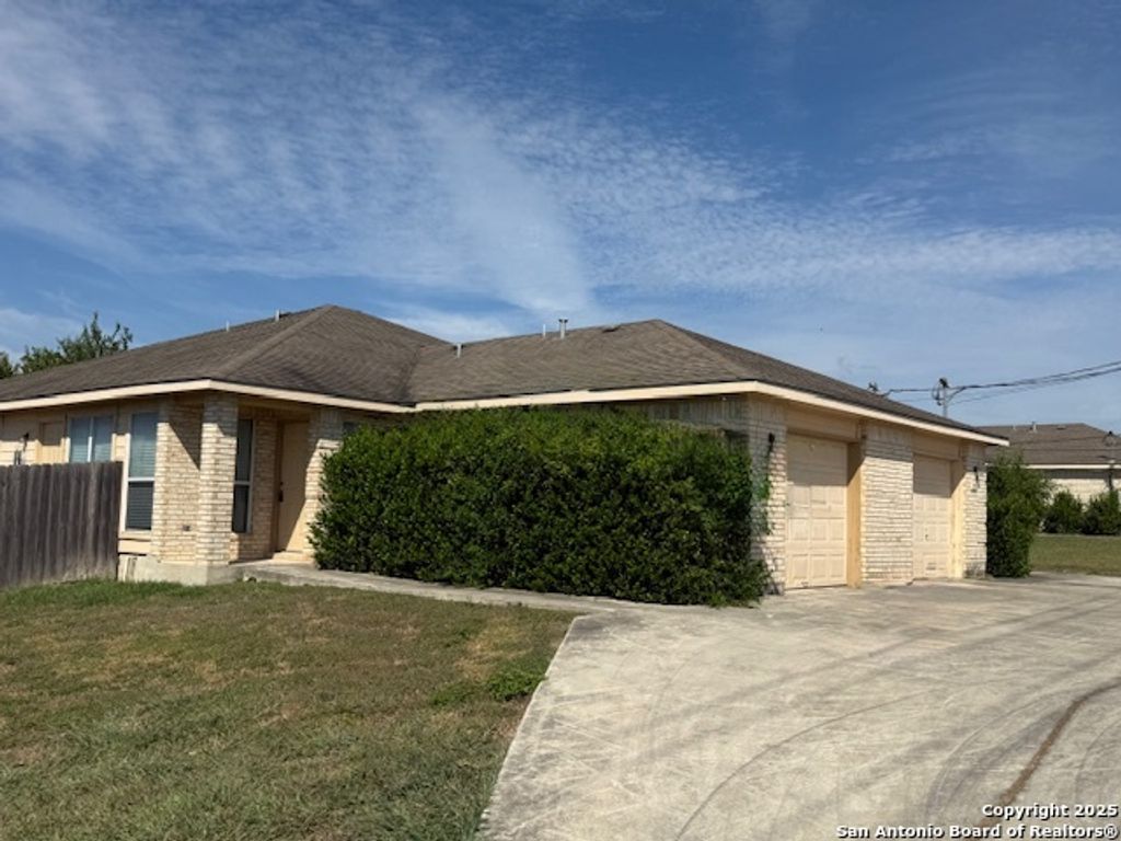 Photo of 2754 Fm 1044 2754 #2754, New Braunfels, TX 78130 (MLS # 1958196)