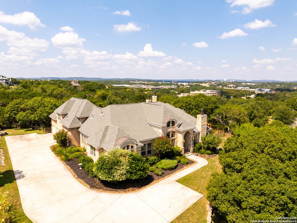 Photo of 200 Menger, Boerne, TX 78006 (MLS # 1889959)