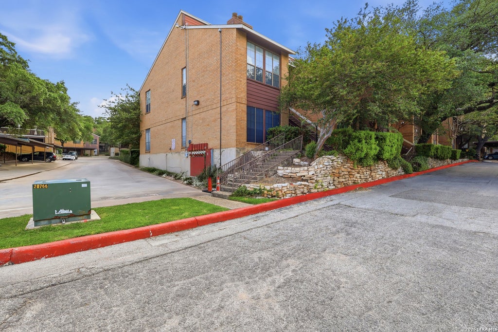 Photo of 8633 Datapoint Dr 258 #258, San Antonio, TX 78229 (MLS # 1990097)