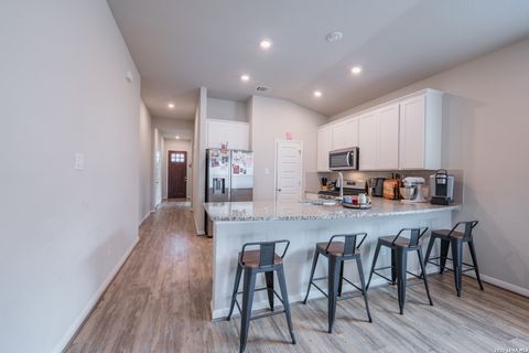 Tiny photo for 4915 Ranahan, St Hedwig, TX 78152 (MLS # 1961235)