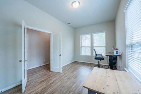 Tiny photo for 4915 Ranahan, St Hedwig, TX 78152 (MLS # 1961235)