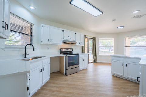 Tiny photo for 201 Anhalt, New Braunfels, TX 78130 (MLS # 1924005)