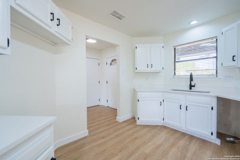 Tiny photo for 201 Anhalt, New Braunfels, TX 78130 (MLS # 1924005)