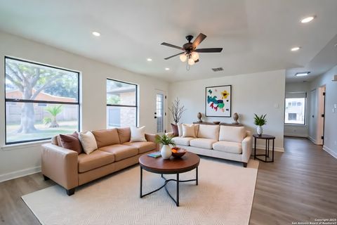 Tiny photo for 201 Anhalt, New Braunfels, TX 78130 (MLS # 1924005)