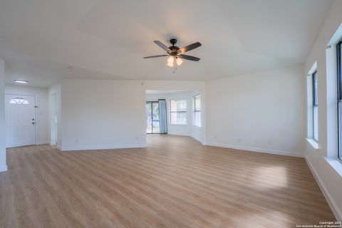 Tiny photo for 201 Anhalt, New Braunfels, TX 78130 (MLS # 1924005)