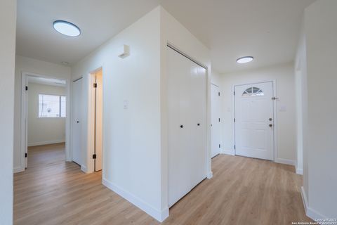 Tiny photo for 201 Anhalt, New Braunfels, TX 78130 (MLS # 1924005)