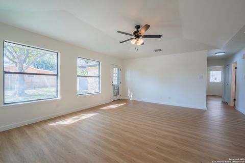 Tiny photo for 201 Anhalt, New Braunfels, TX 78130 (MLS # 1924005)