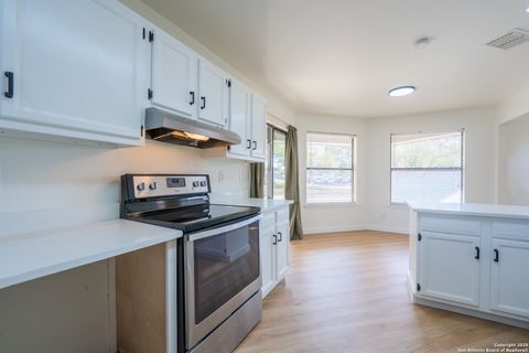 Tiny photo for 201 Anhalt, New Braunfels, TX 78130 (MLS # 1924005)