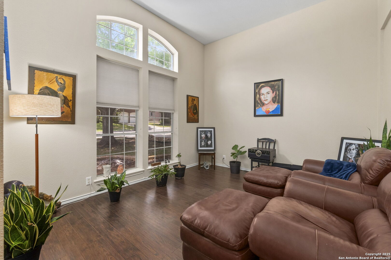 8807 Brae Crest