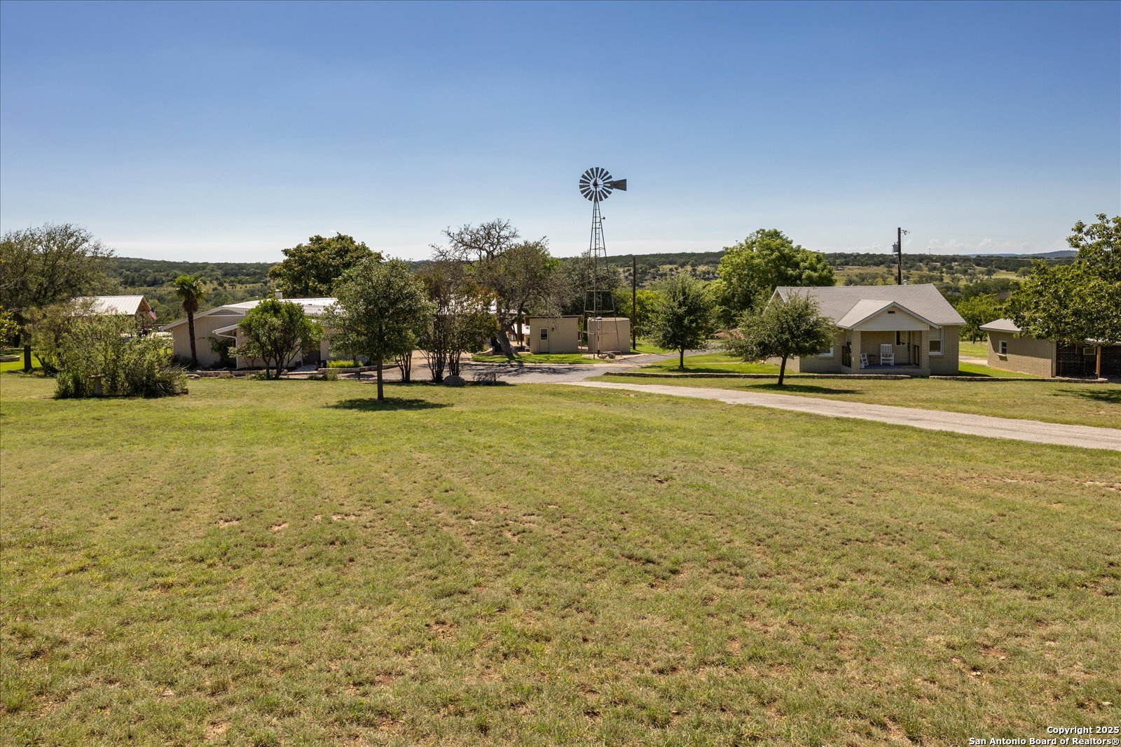 461 Center Point Dr
