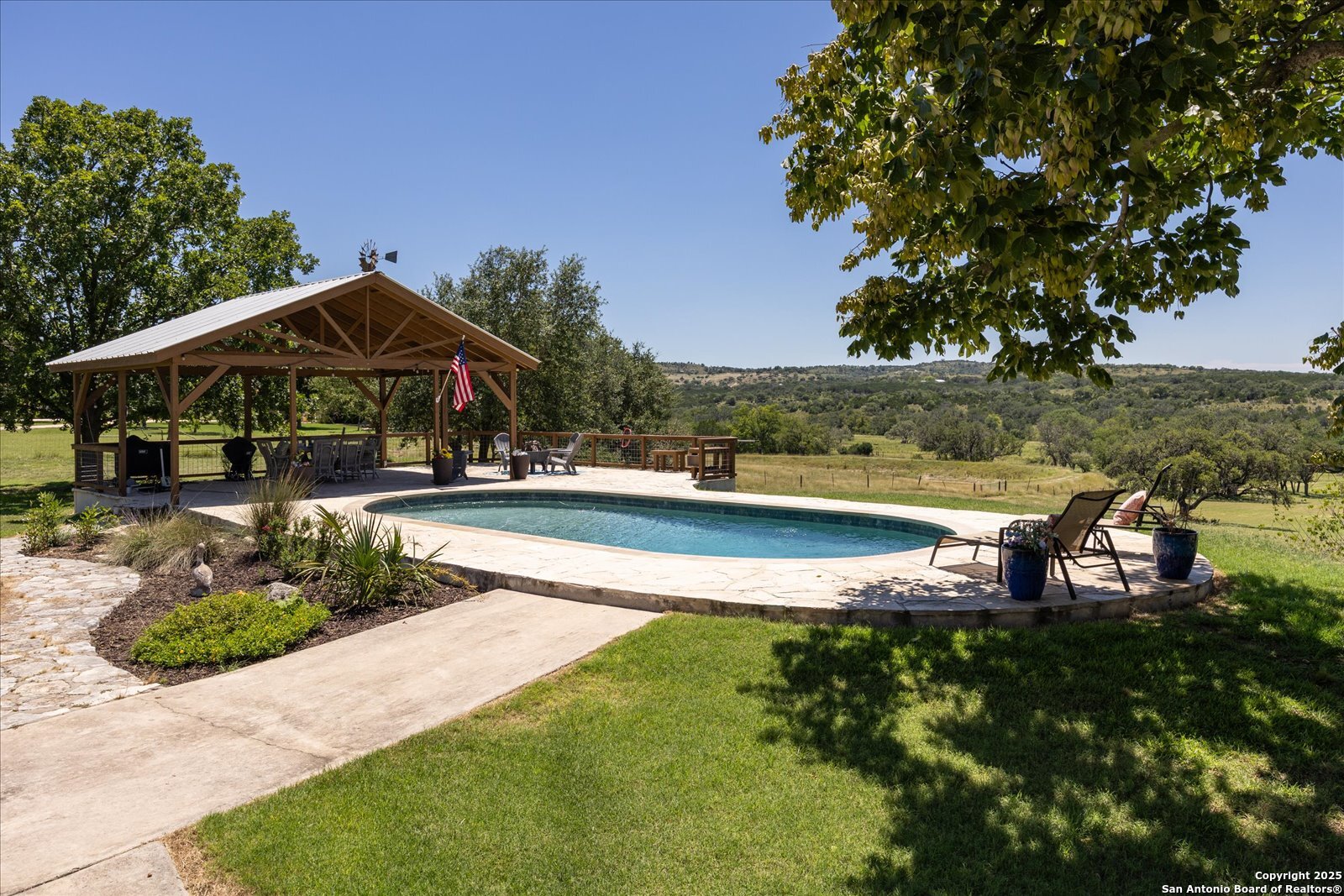 461 Center Point Dr