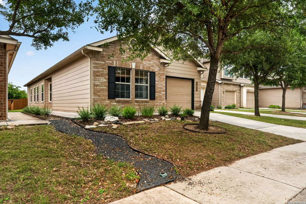 Photo of 27106 Villa Toscana, San Antonio, TX 78260 (MLS # 1963327)