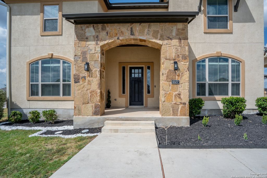 Photo of 6527 Tallow Way, Converse, TX 78109 (MLS # 1914587)