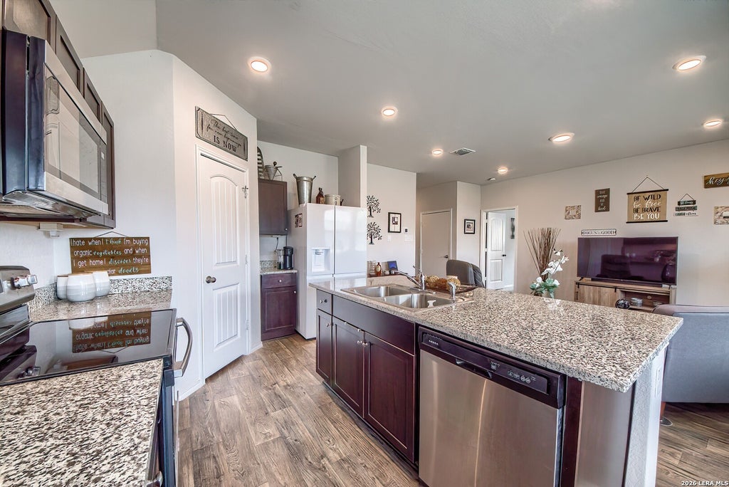 Photo of 756 OCELOT CT, Seguin, TX 78155 (MLS # 2006780)