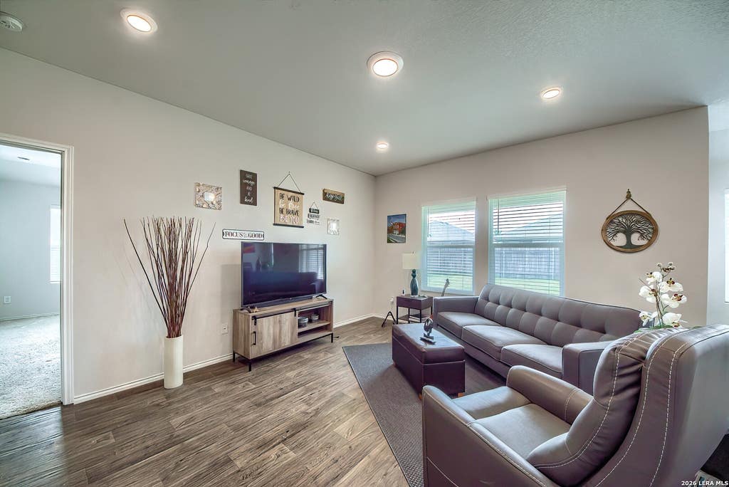 Photo of 756 OCELOT CT, Seguin, TX 78155 (MLS # 2006780)