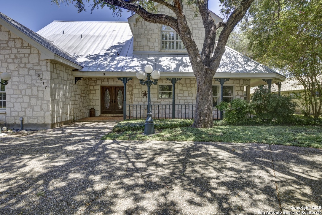 2317 Waterford Grace