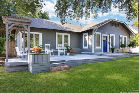 Photo of 118 Routt St, Alamo Heights, TX 78209 (MLS # 1913174)