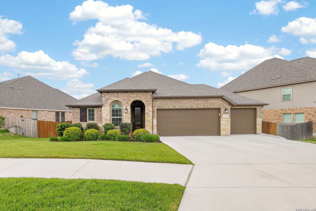Photo of 125 CIMARRON CRK, Boerne, TX 78006 (MLS # 1959727)