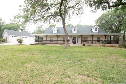 108 Turkey Ridge La Vernia TX 78121