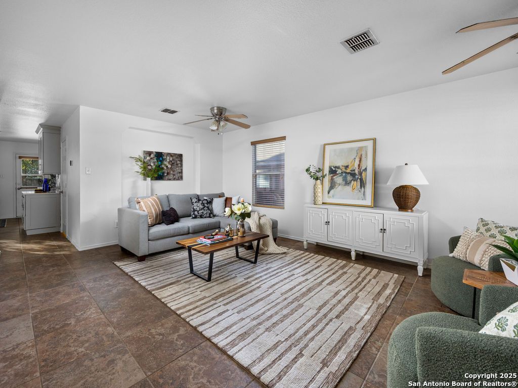 Photo of 11031 Rindle Ranch, San Antonio, TX 78249 (MLS # 1924326)