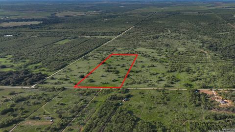 000 Leal Road Pleasanton TX 78064