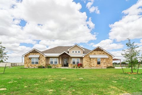 A home in Floresville