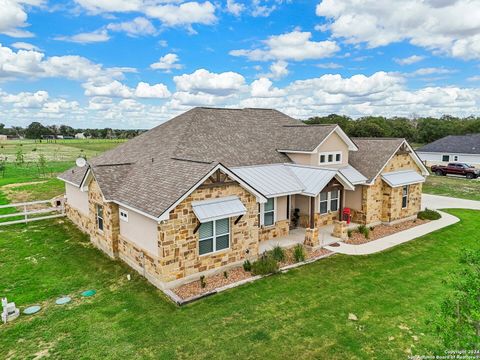 A home in Floresville