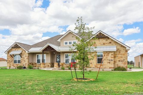 A home in Floresville