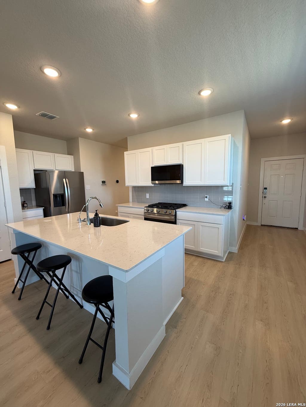 Photo of 1539 ELVIN SMT, Von Ormy, TX 78073 (MLS # 2008001)