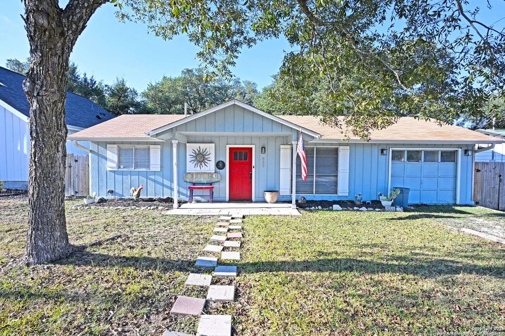 Photo of 553 Scenic, Canyon Lake, TX 78133 (MLS # 1922039)