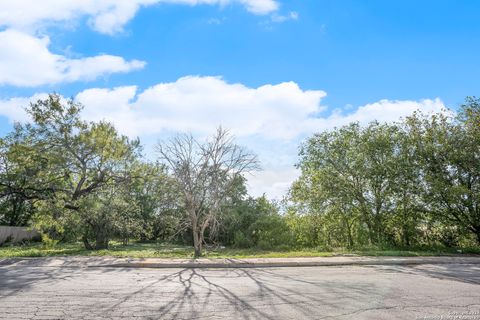 Photo of 274 Cardiff, San Antonio, TX 78220 (MLS # 1916639)