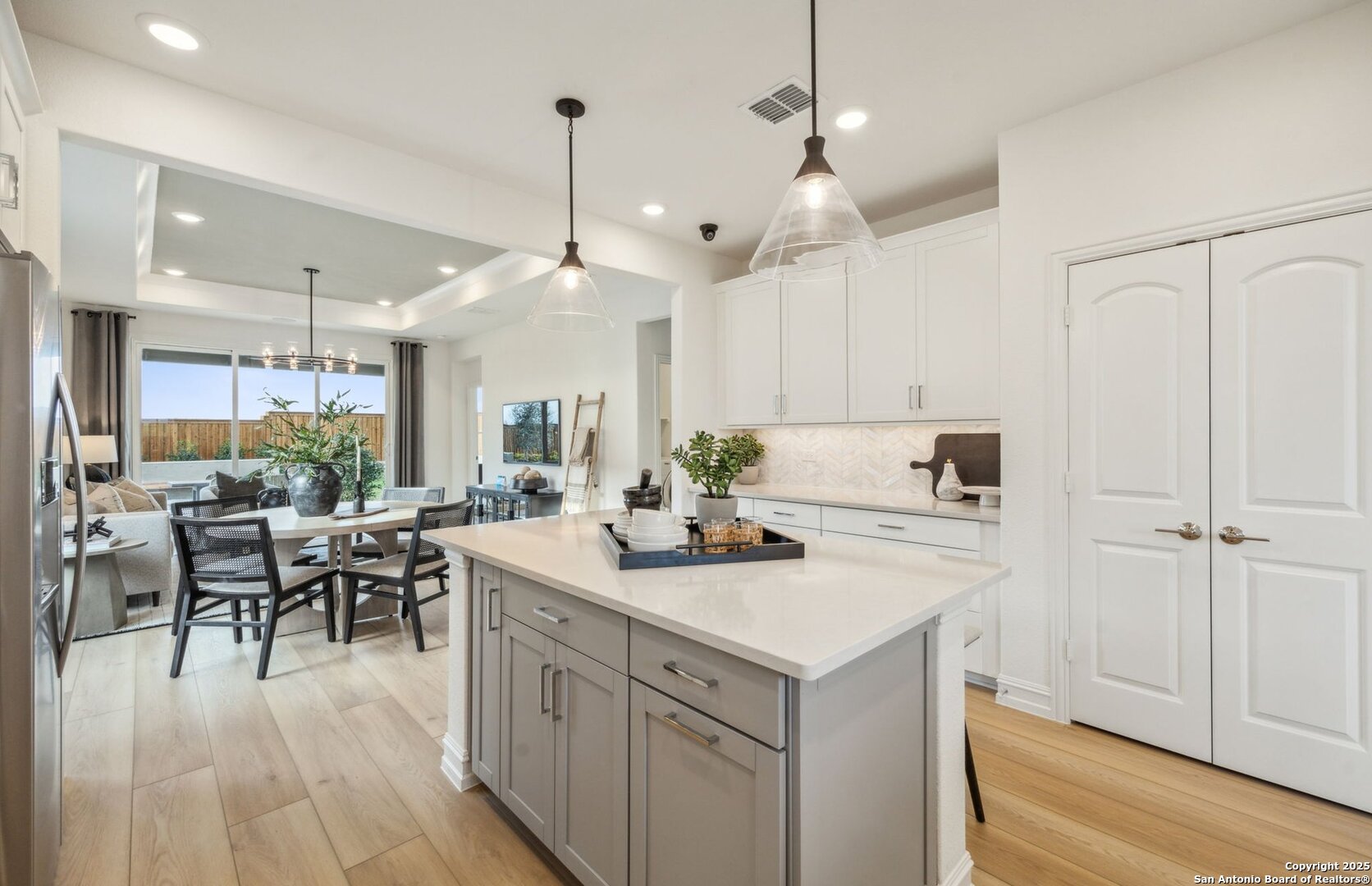 2089 Pinyon Dr