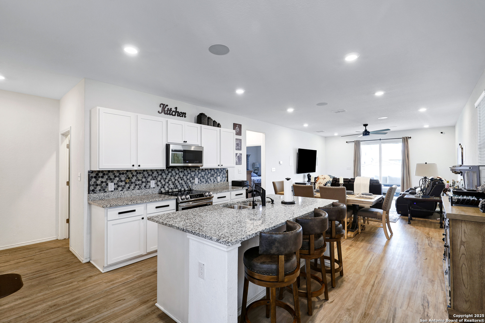 4115 Winchester Cove