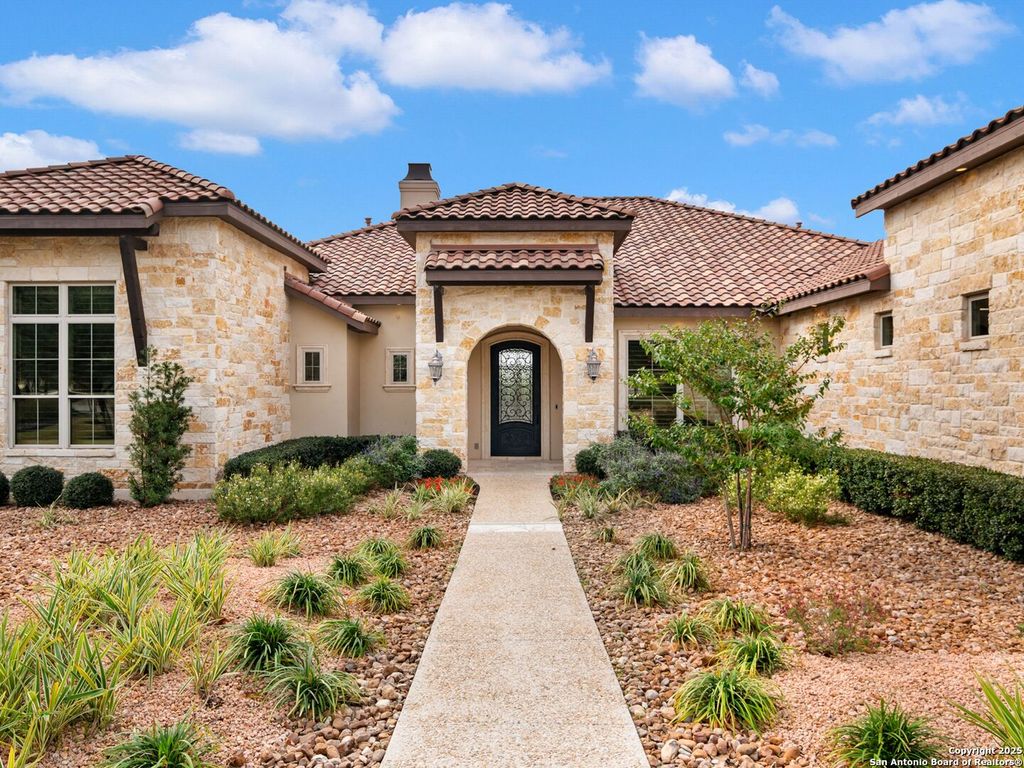 Photo of 211 Wellesley Landing, Shavano Park, TX 78231 (MLS # 1925798)