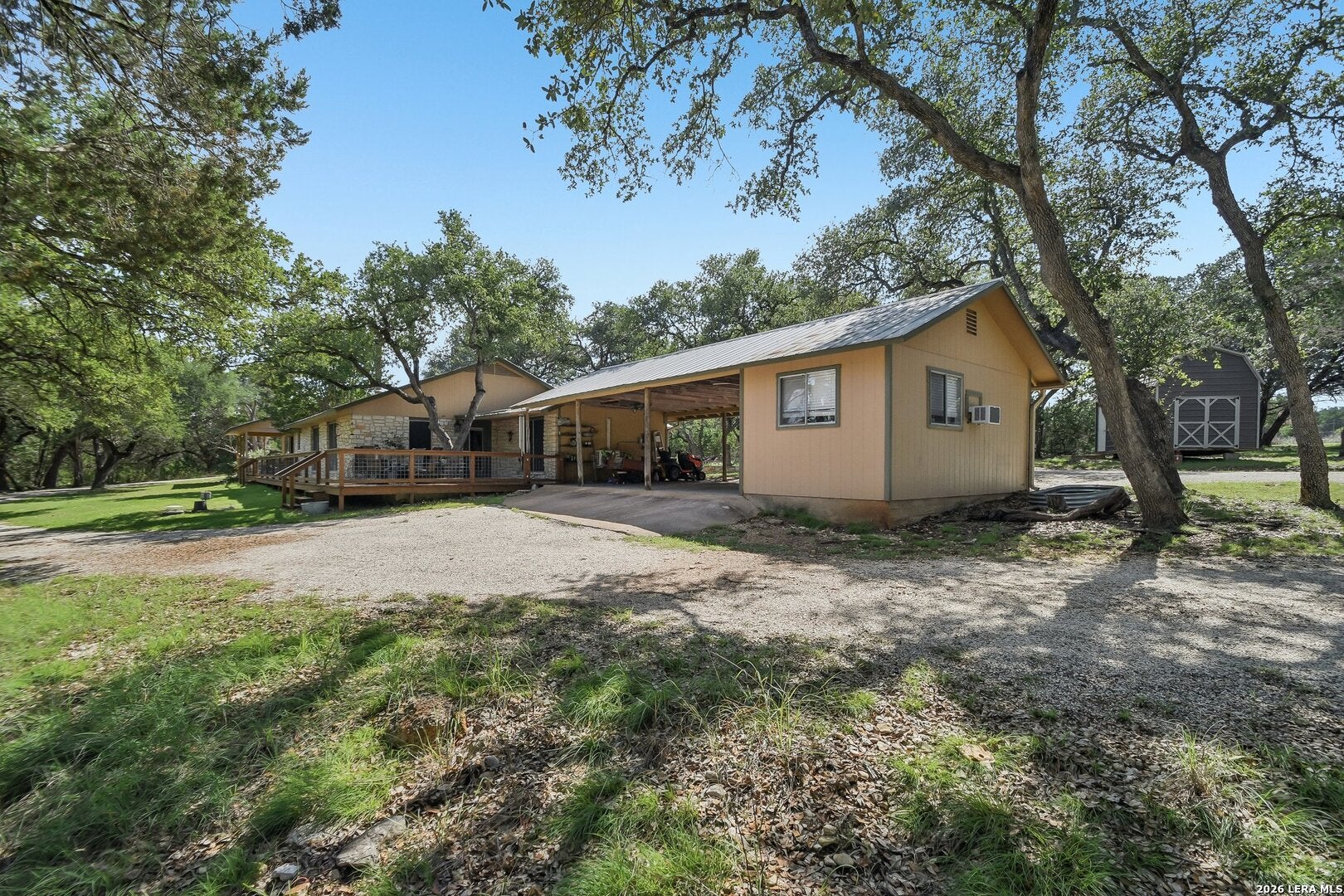200 OAK VALLEY DR