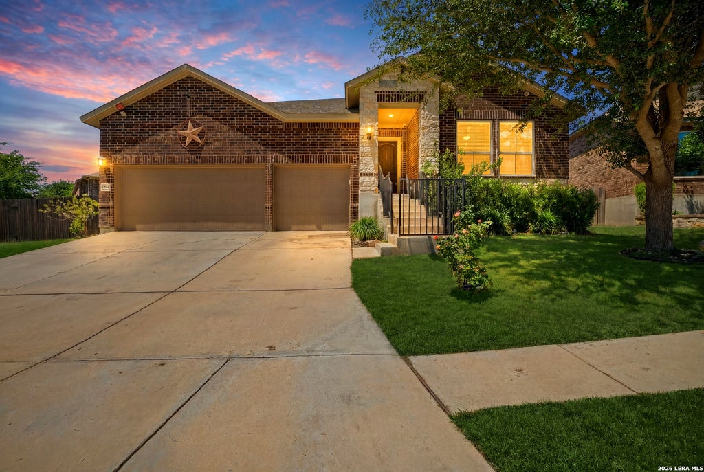 Photo of 619 CHAMBERS RNCH, San Antonio, TX 78245 (MLS # 1992915)