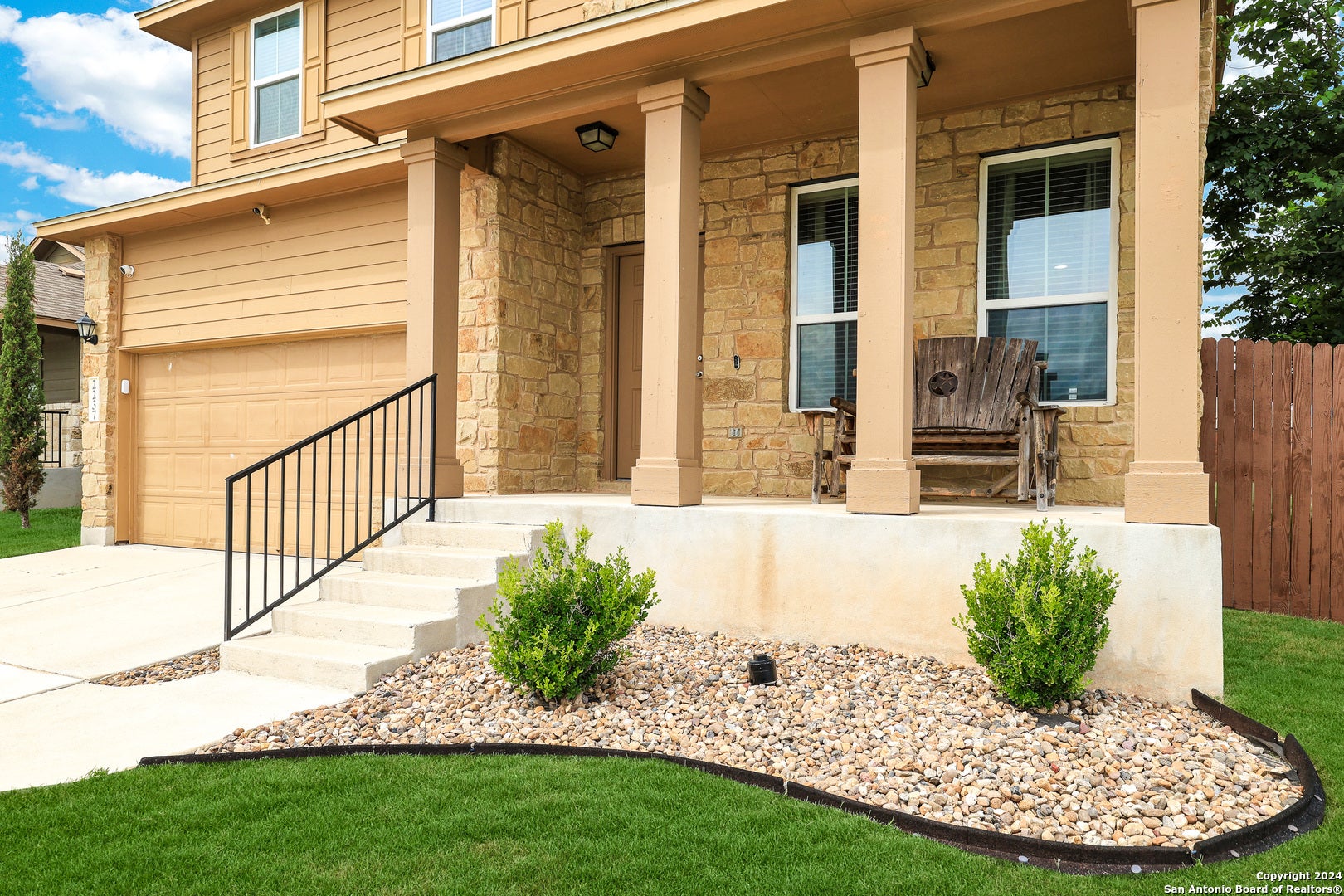 2237 OLIVE HILL DR