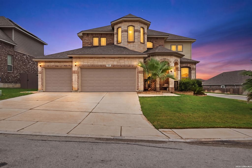 Photo of 13507 Falls Summit, San Antonio, TX 78245 (MLS # 2001010)