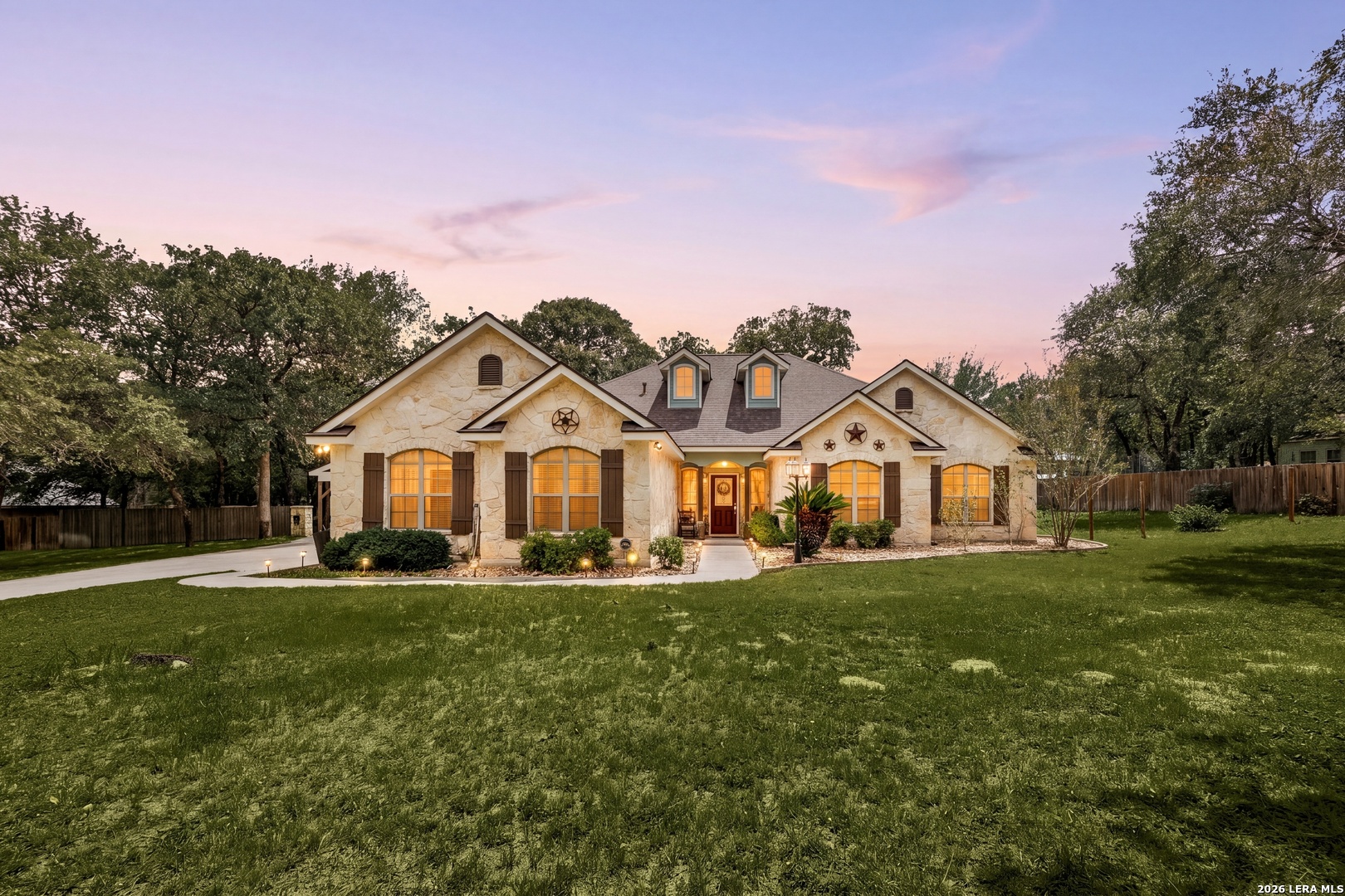 304 Forest Country Dr